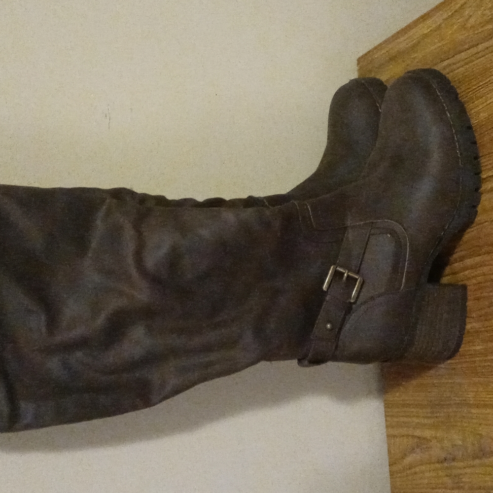 Women's boots